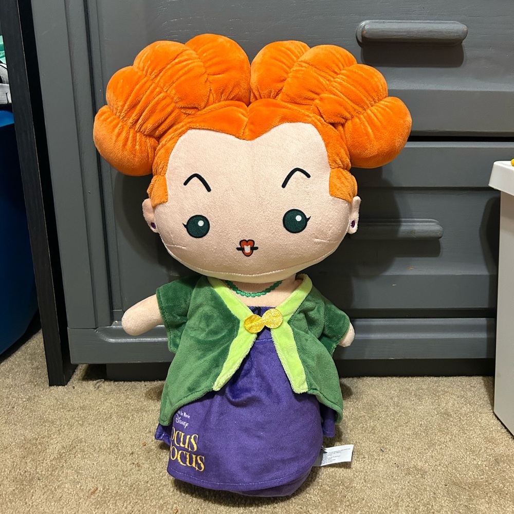 Hocus pocus door greeter